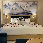Season Inn Hotel