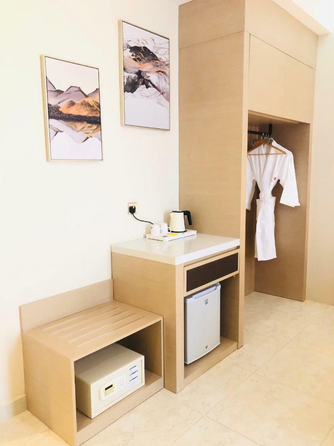Season Hotel 3*